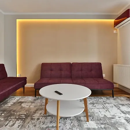 Apartment Ada Homes B4 *